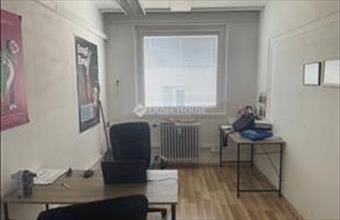 Eladó Szegedi iroda családiházban hirdetés (33545375)