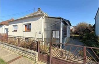 Eladó Olaszi családi ház hirdetés (37636489)