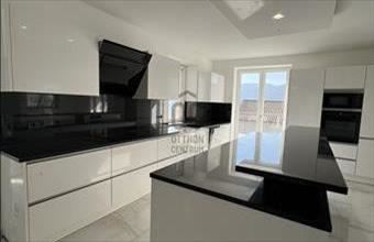 Eladó Budapest III. kerületi családi ház hirdetés (97523372)