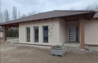 Eladó Kiskunlacházai ikerház hirdetés (93838535)