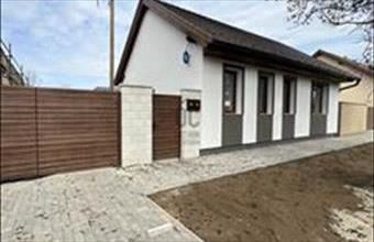 Eladó Szekszárdi családi ház hirdetés (94937934)