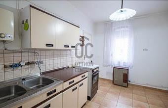 Eladó Szekszárdi tégla lakás hirdetés (49937343)