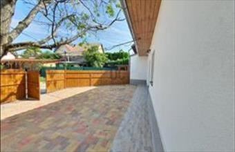 Eladó Budakeszi sorház hirdetés (83429133)