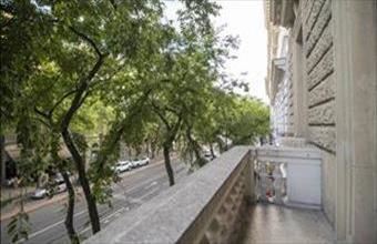 Kiadó Budapest VI. kerületi tégla lakás hirdetés (74421646)