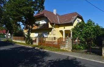 Eladó Balatongyöröki családi ház hirdetés (44443645)
