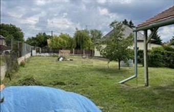 Eladó Kerepesi lakóövezeti telek hirdetés (94732333)