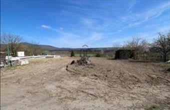 Eladó Váci lakóövezeti telek hirdetés (93552353)