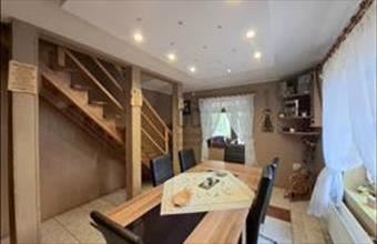 Eladó Szarvasi családi ház hirdetés (94313234)