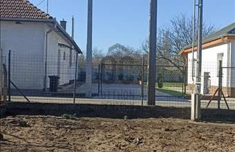 Eladó Üllői lakóövezeti telek hirdetés (71943493)