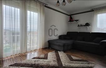 Eladó Váci tégla lakás hirdetés (77425295)