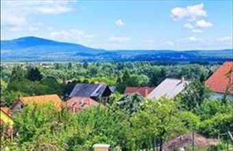 Eladó Tahitótfalui lakóövezeti telek hirdetés (84442678)