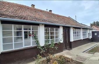 Eladó Hajdúböszörményi családi ház hirdetés (24383994)