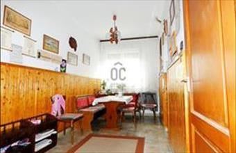 Eladó Budapest XV. kerületi családi ház hirdetés (95362324)