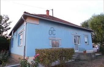 Eladó Tiszatenyői családi ház hirdetés (74447143)