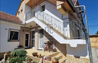 Eladó Ceglédi családi ház hirdetés (48446373)