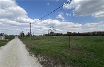 Eladó Budapest XV. kerületi lakóövezeti telek hirdetés (21646637)