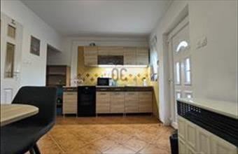 Eladó Debreceni házrész hirdetés (25342476)