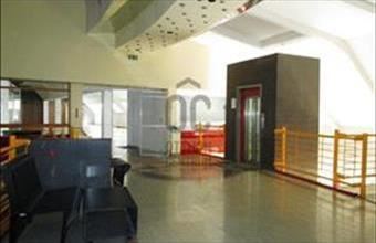 Kiadó Budapest III. kerületi iroda irodaházban hirdetés (33942443)
