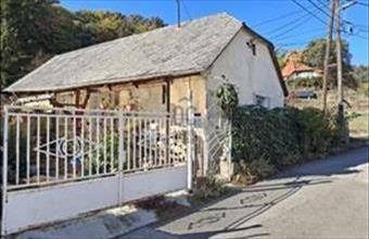 Eladó Pécsi házrész hirdetés (74374294)