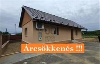 Eladó Szabolcsbákai családi ház hirdetés (37243231)