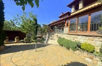 Eladó Váci családi ház hirdetés (48683817)