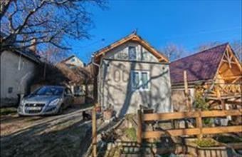 Eladó Kesztölci családi ház hirdetés (54214465)