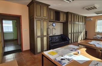 Eladó Tiszafüredi tégla lakás hirdetés (23978389)