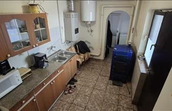 Eladó Tiszafüredi családi ház hirdetés (54369373)