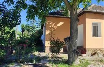 Eladó Poroszlói családi ház hirdetés (44865264)