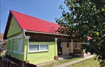 Eladó Tiszacsegei családi ház hirdetés (79737778)