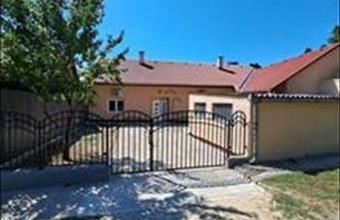 Eladó Lengyeltóti családi ház hirdetés (44372395)