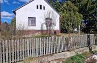 Eladó Szentgyörgyvölgyi családi ház hirdetés (39352355)