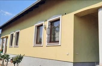 Eladó Lakiteleki családi ház hirdetés (54569394)