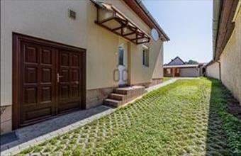 Eladó Gyöngyösi egyéb vendéglátó ingatlan hirdetés (93396621)