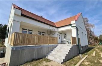 Eladó Cserszegtomaji családi ház hirdetés (68736379)