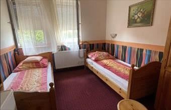 Kiadó Nyíregyházai házrész hirdetés (23873848)