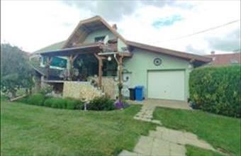 Eladó Csopaki családi ház hirdetés (37461777)