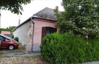 Eladó Mosonmagyaróvári családi ház hirdetés (43184444)