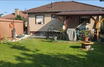 Eladó Hajdúsámsoni sorház hirdetés (44788443)