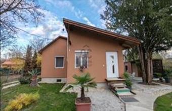 Eladó Vámosszabadi családi ház hirdetés (38428647)