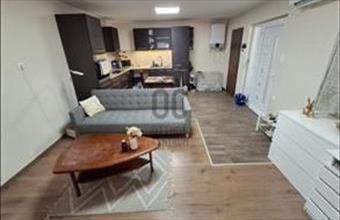 Eladó Ceglédi családi ház hirdetés (97368674)