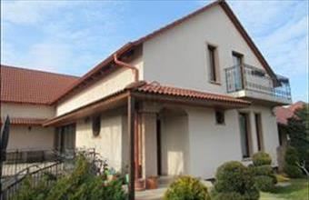 Eladó Ceglédi családi ház hirdetés (73443795)