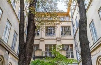 Eladó Budapest V. kerületi tégla lakás hirdetés (23474238)
