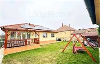 Eladó Töltéstavai családi ház hirdetés (31941627)