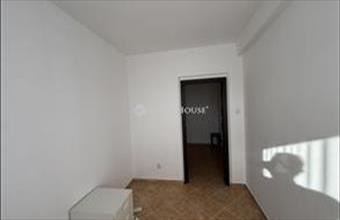 Eladó Budapest III. kerületi panel lakás hirdetés (99836974)