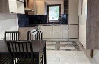 Eladó Pécsi tégla lakás hirdetés (75752359)