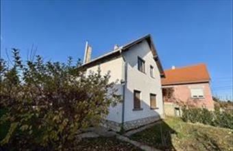 Eladó Budakalászi családi ház hirdetés (68492942)