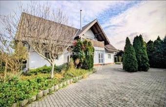 Eladó Szántódi családi ház hirdetés (73449399)