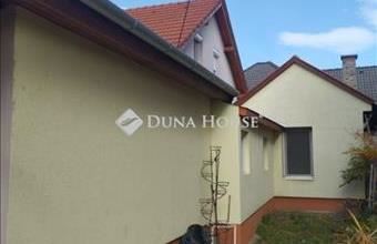 Eladó Székesfehérvári családi ház hirdetés (61774475)