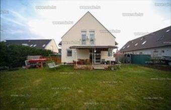 Eladó Váci sorház hirdetés (91591532)